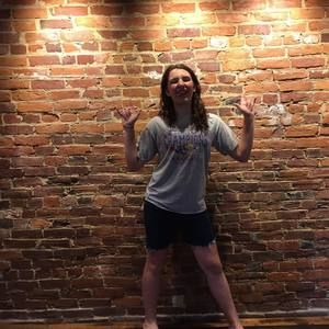 Meet your Posher, Ella